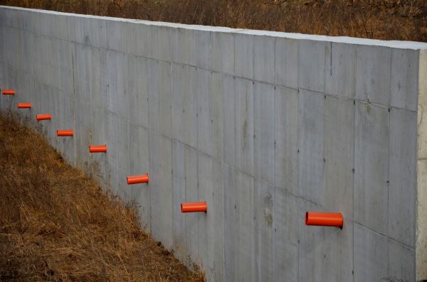 Cost of Retaining Wall Drainage in Zionsville